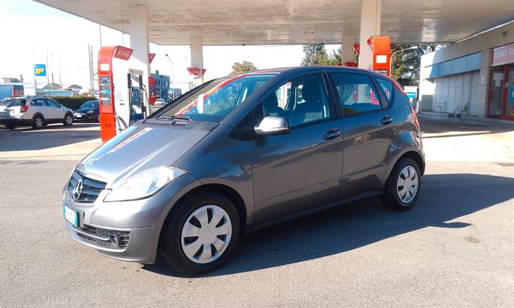 Mercedes-benz A 160 CDI automatico neop 2012