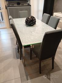 tavolo vetro salone