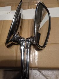 Specchietti cromati per moto 