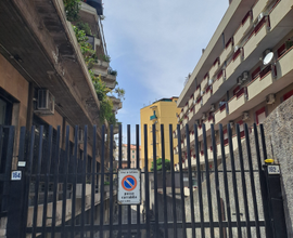 Garage in viale Africa