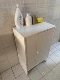 Mobiletto bagno