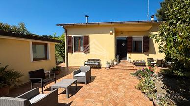 Casa Singola con Giardino immersa nel verde