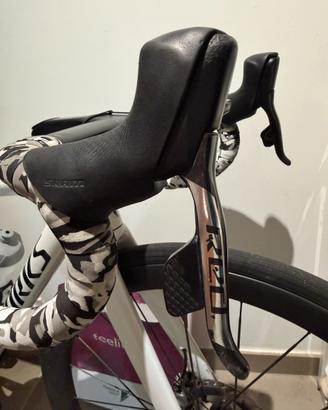 Comandi leve SRAM RED ETAP AXS 12v top di gamma