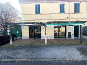 NEGOZIO A FORLÌ