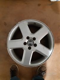 4 cerchi in lega Volvo  205/50 R17