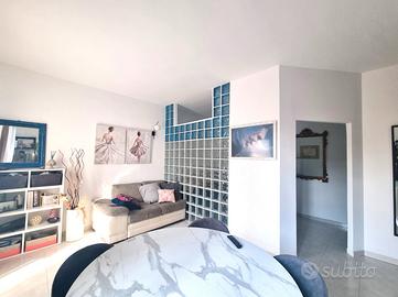 Monolocale + acc.ri e Veranda