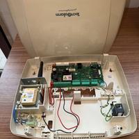 Tecnoalarm TP8-28 GSM Centrale di allarme