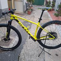 scott scale rc team M 