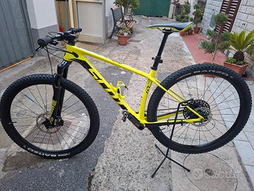 scott scale rc team M 