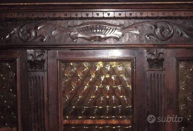 Libreria antica a zampa di leone