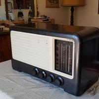 Radio a valvole 1940    "FERRANTI "