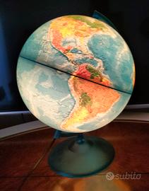 mappamondo luminoso 