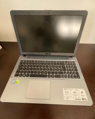 Pc portatile ASUS modello F541U