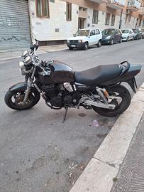 suzuki gsx 750 inazuma FMI