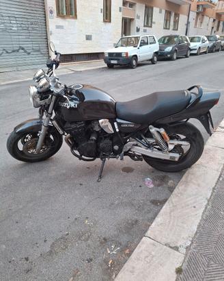suzuki gsx 750 inazuma FMI