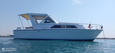 Barca a motore Cris Craft Super Catalina 28