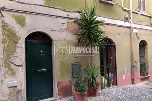 Vicolo San Leonardo (adiacenze Largo Cavallotti)