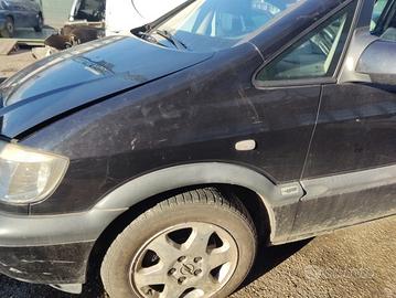 Parafango sinistro OPEL ZAFIRA del 2002