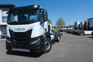 Iveco W-WAY AD280X54 Y/PS HR-ON