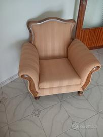 poltrona larghezza  cm 89 