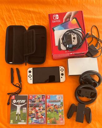 Nintendo Switch OLED Bianca + 3 Giochi (FC25/Mario