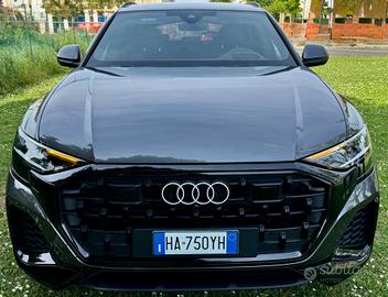 Audi Q8 SUV TDI 243 cv PIU IVA 22%-N1 PREZZO ITA