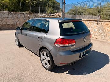 Volkswagen Golf 2.0 TDI DSG Automatica 2010