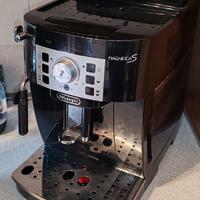 Macchina caffè De Longhi Magnifica S