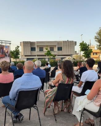 Sedie da conferenza impilabili
