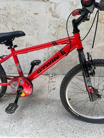 Bicicletta B-Twin Decathlon rossa