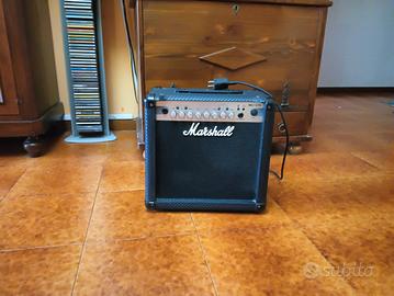 Amplificatore Marshall MG15CFX 