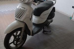 scarabeo 200 anno 2010 1.100 trtb