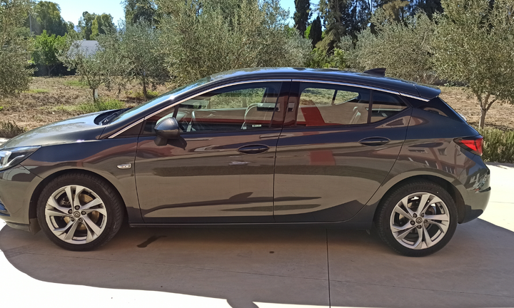 OPEL Astra 5ª serie - 2015