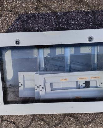 Quadro elettrico usato
