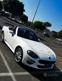 Fiat 124 Spider Lusso