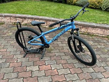 Bici fa Dirt / Jump SPECIALIZED