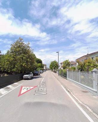 Meolo- raffinato trilocale ristrutturato con cura