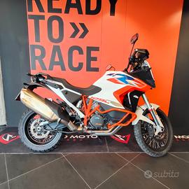 KTM SUPER ADVENTURE 1290 R (2022)