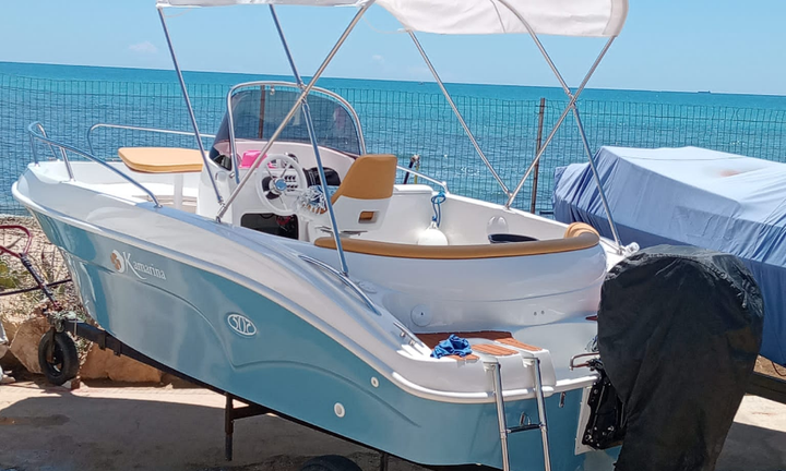 Barca Kamarina 505