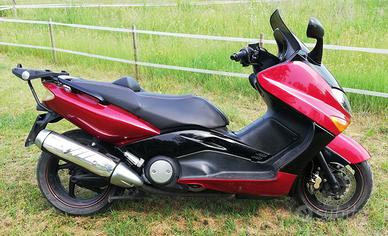 Yamaha T Max - 2004