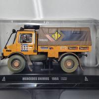 Mercedess Benz  Camion 4x4  modellino