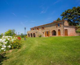 Tenuta Angelici Casale Contea per Pasqua