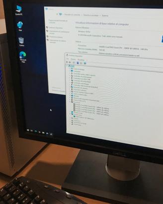 Pc Computer desktop con Monitor Windows 10