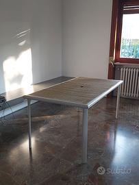 Tavolo da giardino