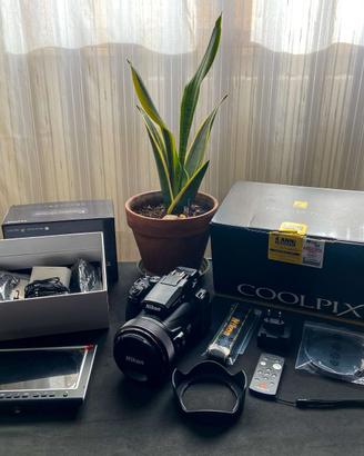 NIKON P1100 + Telecomando + Lilliput 664/O/P - 7"