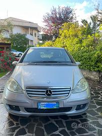 Auto MERCDES  A  180 CDI