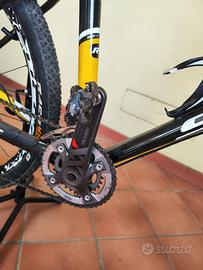 Scott scale tutta in carbonio