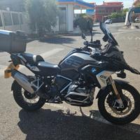 BMW R1250GS
