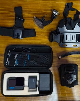GoPro Hero10 Black con accessori 