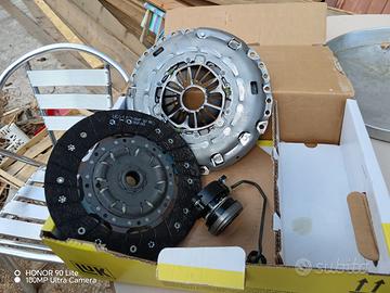 Kit Frizione LuK RepSet Pro per Opel Astra (Nuovo